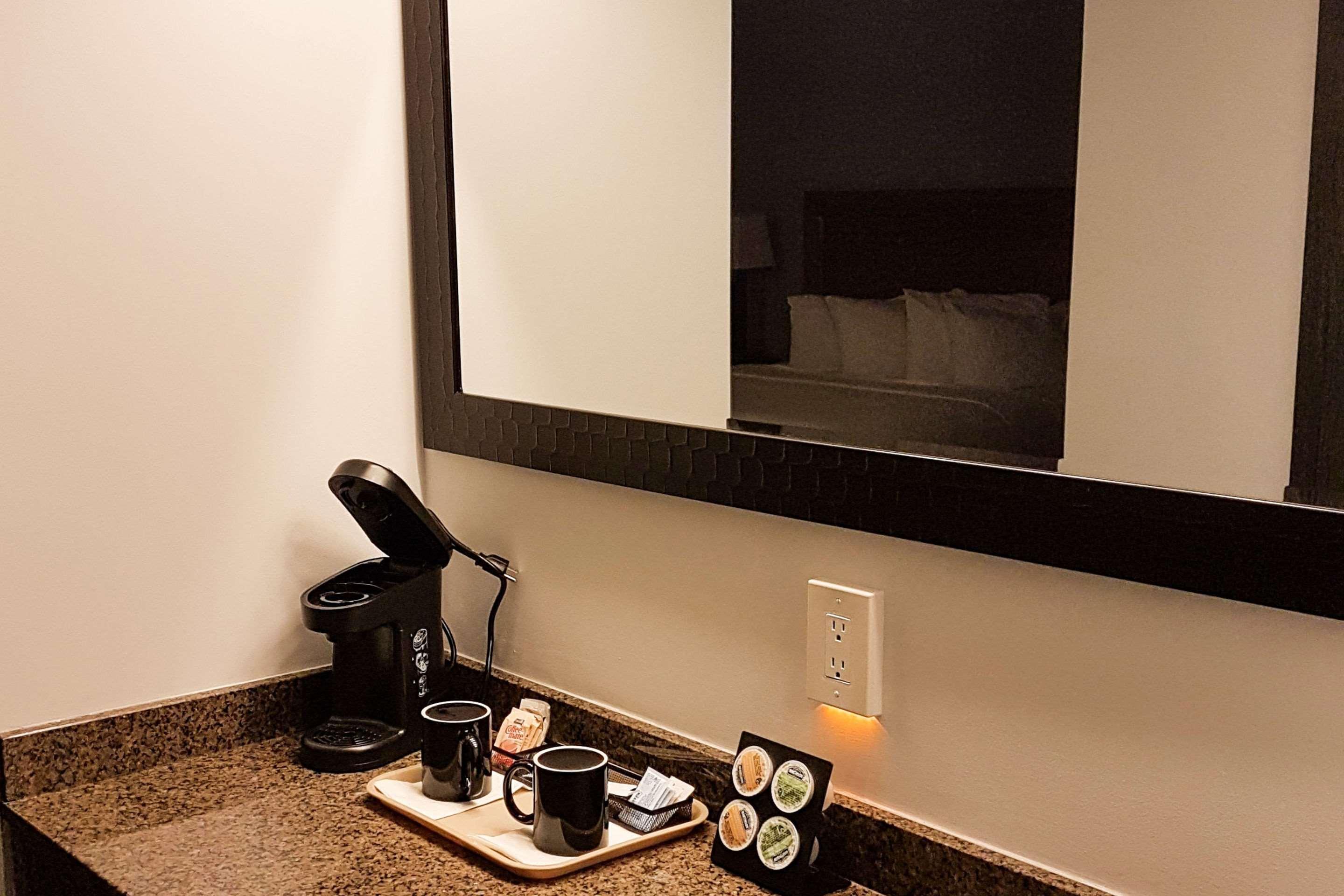 Quality Inn West Έντμοντον Εξωτερικό φωτογραφία